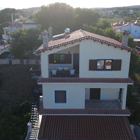 Artemis Penthouse 10 Minute From National Airport Vila Exterior foto