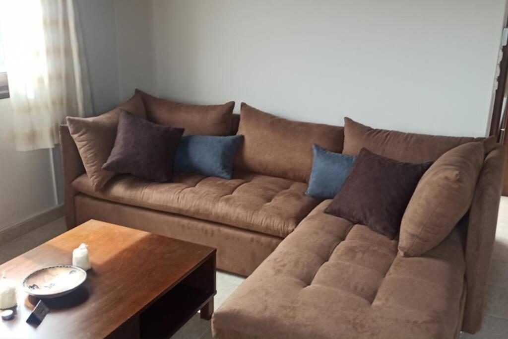 Artemis Penthouse 10 Minute From National Airport Vila Exterior foto
