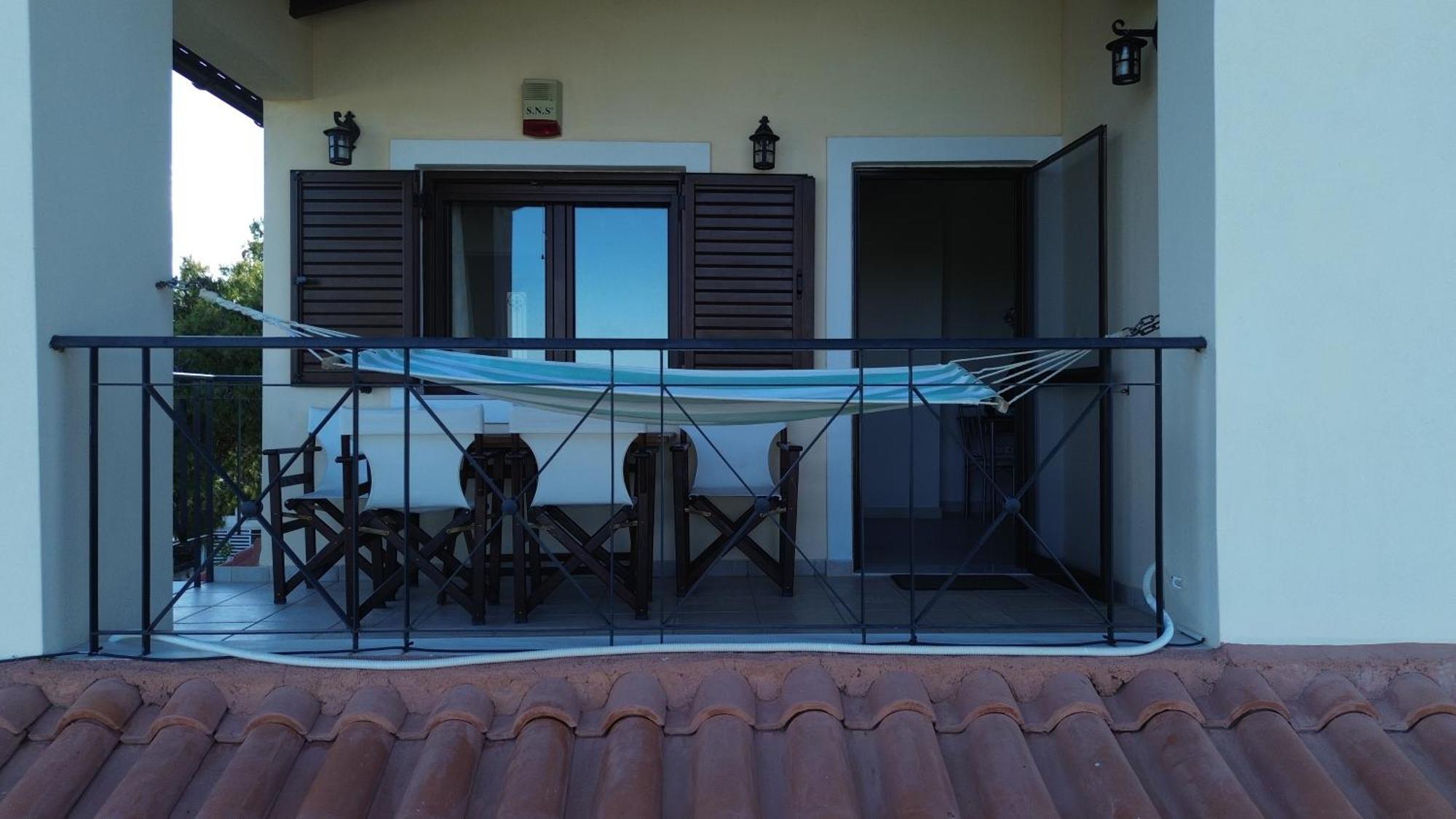Artemis Penthouse 10 Minute From National Airport Vila Exterior foto